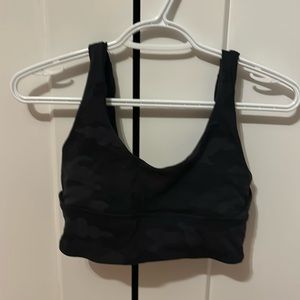 Lululmon align bra. Reversible.